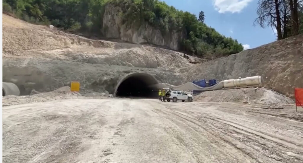 “Vëllezërit Hysa” sajuan kompani fiktive për tenderin Kardhiq-Delvinë