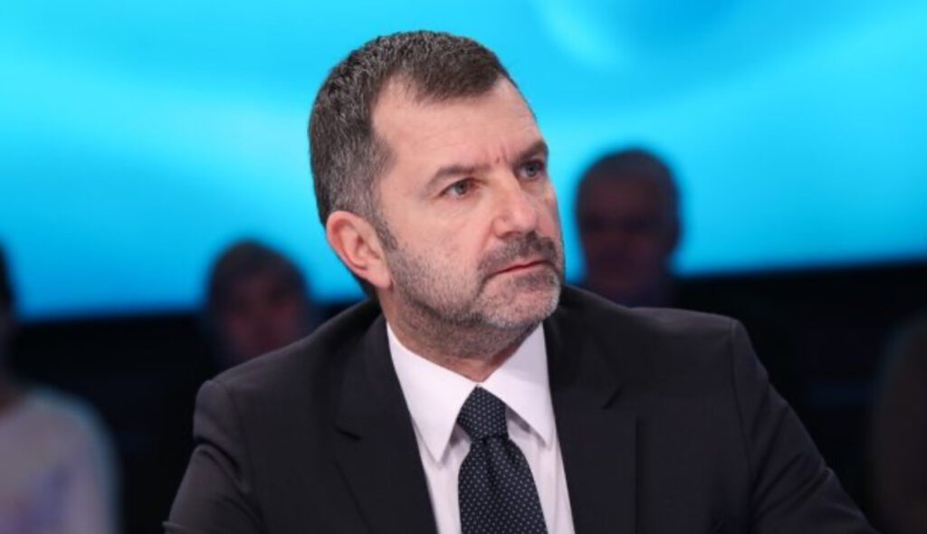 Bushati: Opozita s’ka forcë t’i imponohet Ramës përmes dhunës. Qeveria teknike nuk mund të arrihet