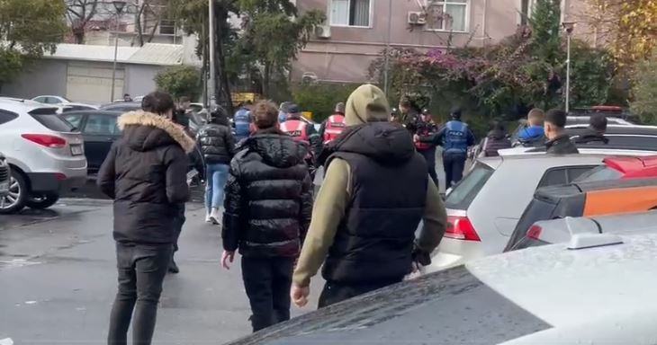 Sherri tek “Asllan Rusi”/ Policia zbardh ngjarjen, procedohen penalisht 3 të mitur: U plagosën dy fëmijë 10 dhe 14 vjeç