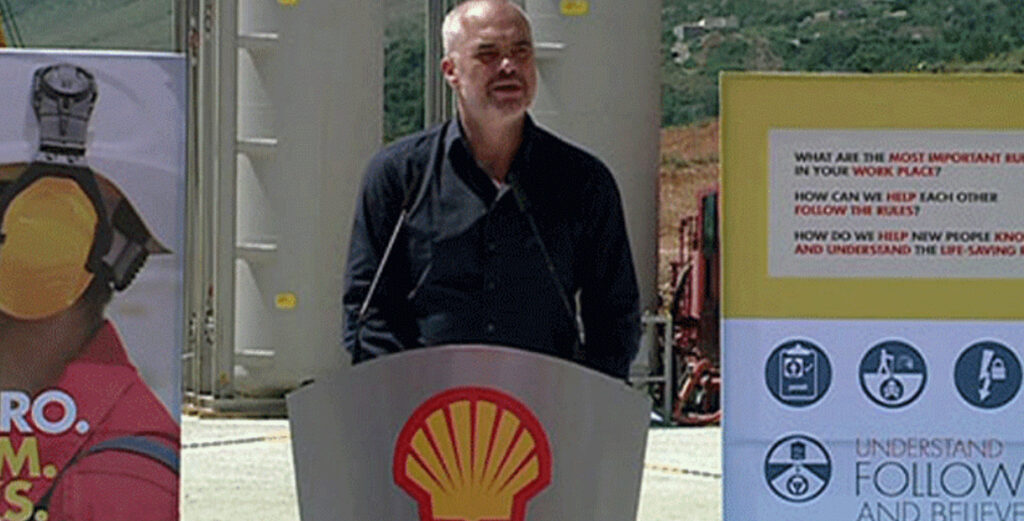 Shell tërhiqet nga Shqipëria, largohet me 1.1 miliardë euro humbje