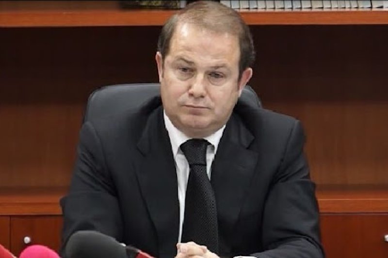Gjin Gjoni nga i pastrehë në vitin 2003, në vitin 2014 me 1 milionë USD