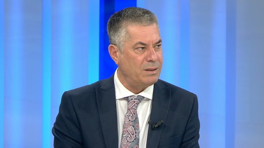 Lorenc Vangjeli paralajmëron: 6 deputetë të PS-së nuk do e përfundojnë mandatin!